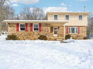 10410 Pleasant Valley Rd NE, Frazeysburg, OH 43822