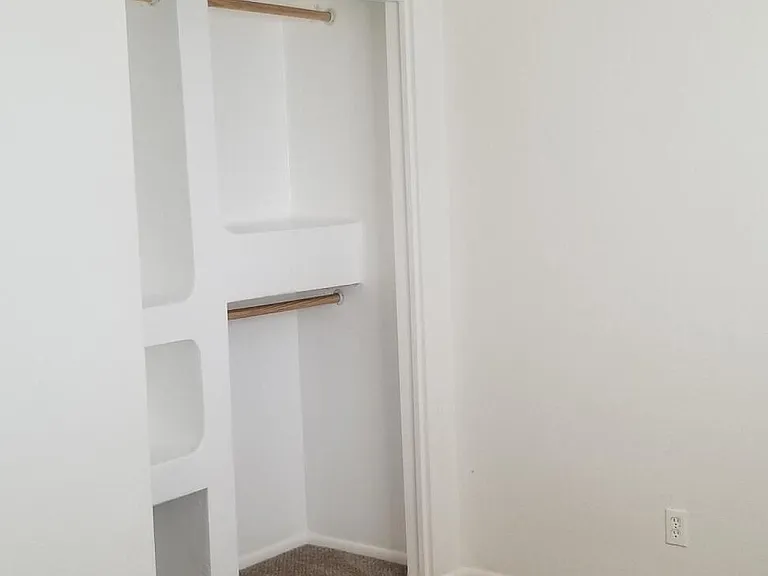 1701 E Pepper Cir #4 — Photo 4