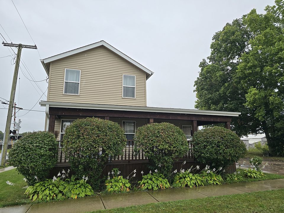 1st image of 112 E Main St
