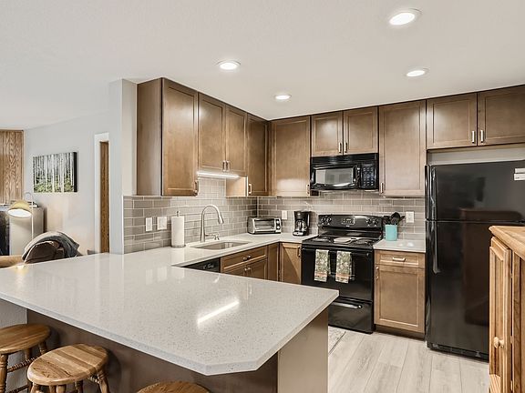 2nd image of 89410 Ryan Gulch Road UNIT 207