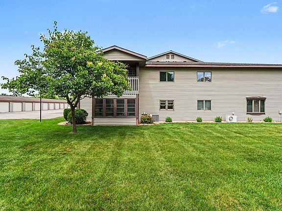 4th image of 210 Sargent Dr APT 101