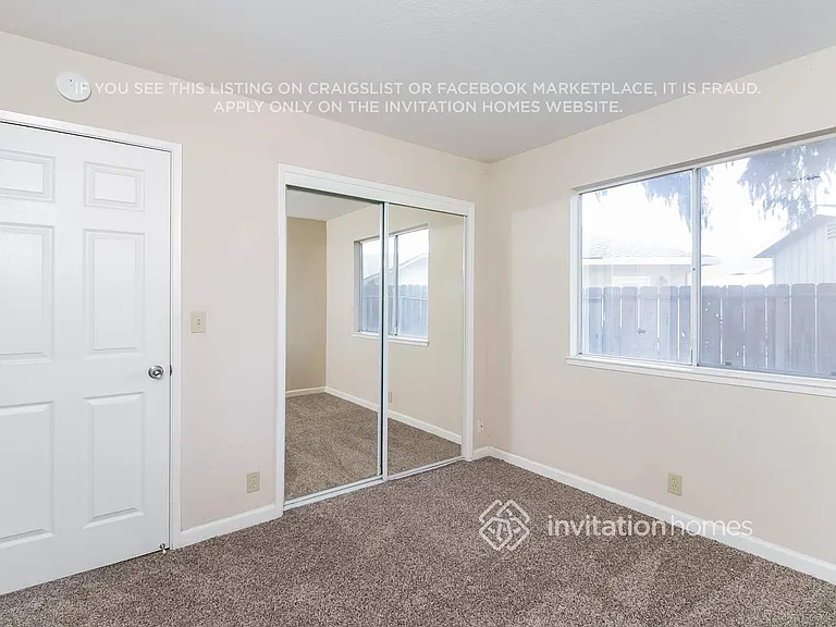 363 Rose Garden Ct — Photo 14