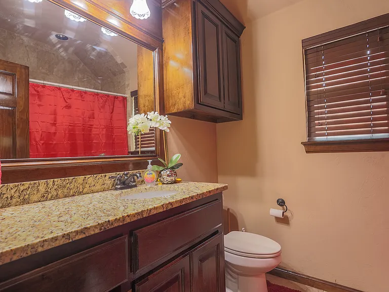 17701 Griffin Gate Dr — Photo 6