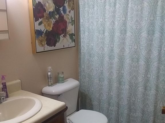 2nd image of 25 Glenwood North Rd #11303877