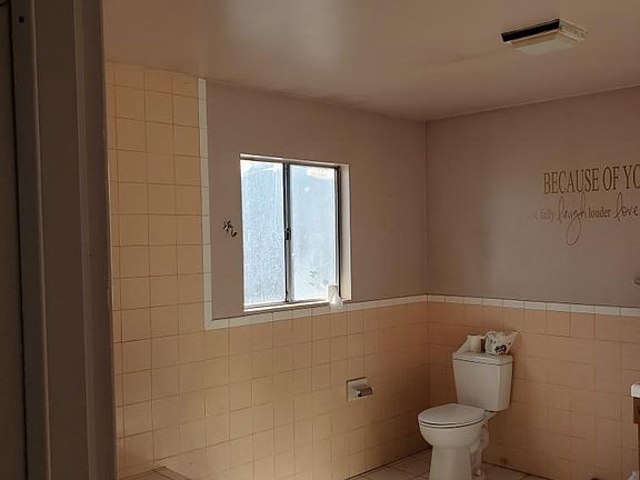 2nd image of 5761 McKinley Ave