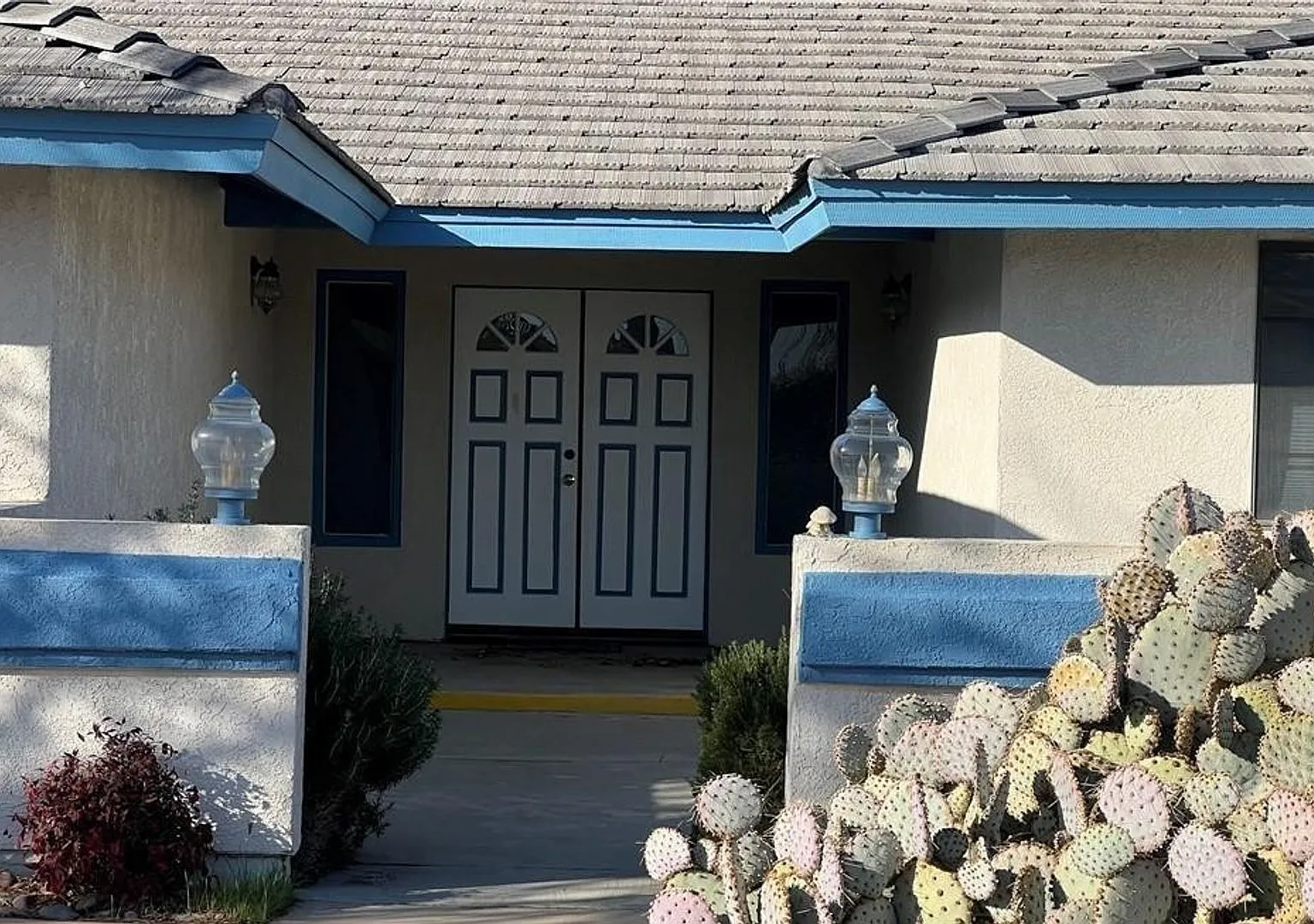 Golf Course Home — Photo 1