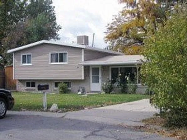 7066 S Lenora Cir, Cottonwood Heights, UT 84121