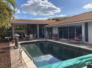 601 Owl Way, Sarasota, FL 34236