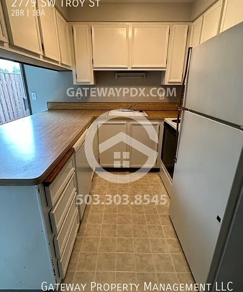 2779 SW Troy St — Photo 13