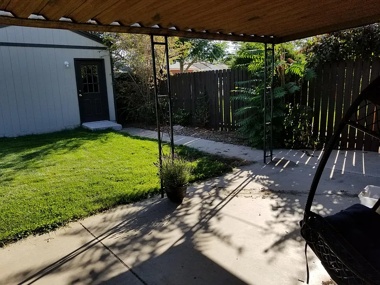 5560 E Thrill Pl — Photo 31