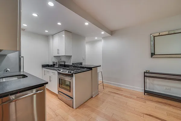 Sold by Douglas Elliman | media 4