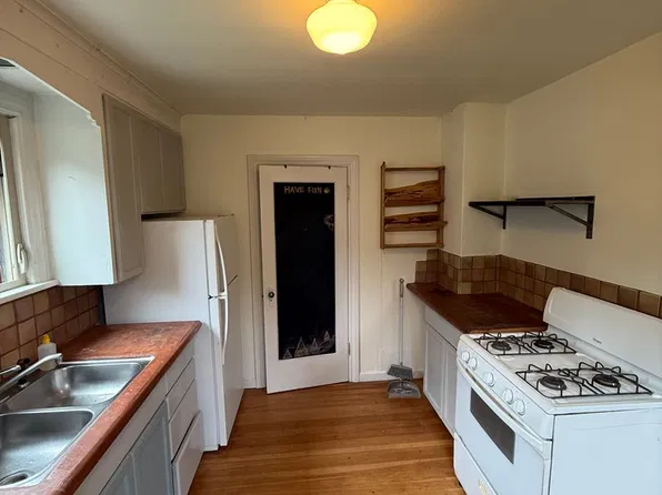 1211 High St, 1211 High St #1/2, Bellingham, WA 98225