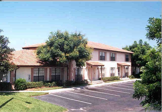 1st image of 1338 Delbrook N #J-5