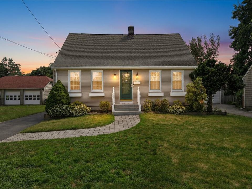 1st image of 24 Rosegarden St