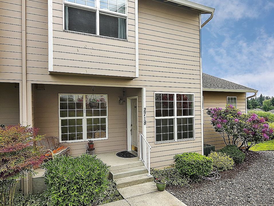 1st image of 2718 NE 96th Way