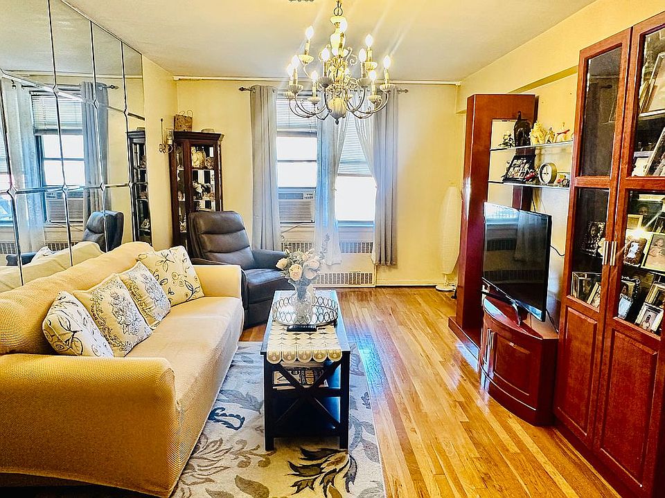 1st image of 3555 Kings College Pl APT 4A
