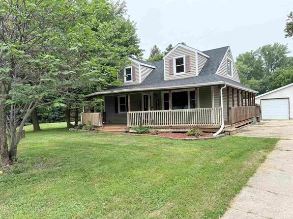 441 E Acorn Dr, Beloit, WI 53511