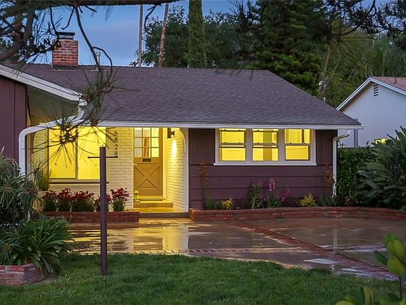 2nd image of 6828 Encino Ave