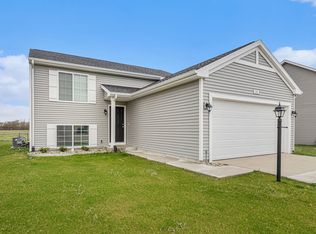 18202 Loganwood Trl, Battle Creek, MI 49014