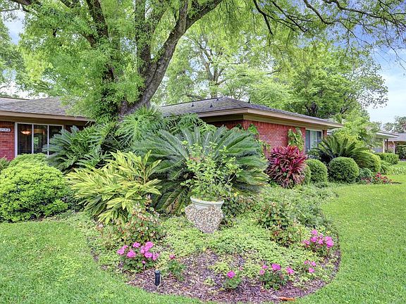 3rd image of 4734 Briarbend Dr