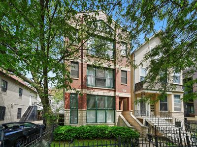 3353 N Kenmore Ave #1, Chicago, IL, 60657