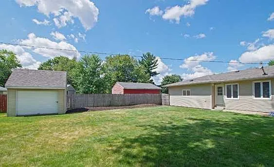 201 Keith Rd — Photo 4