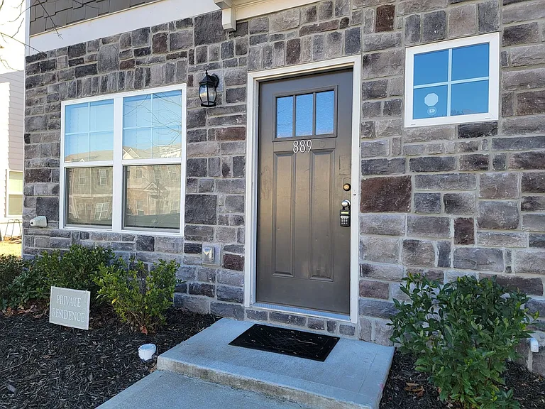 889 Ambient Way SW — Photo 2