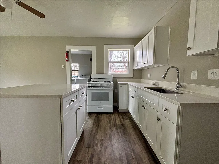 9710 Casa Loma Dr — Photo 8
