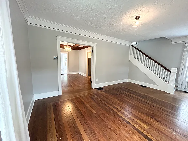640 N Grant St — Photo 5