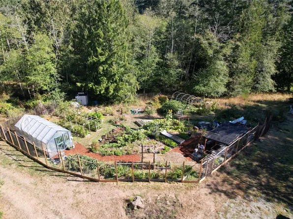 1040 Conville Rd, Nanaimo, BC V0R 1X2