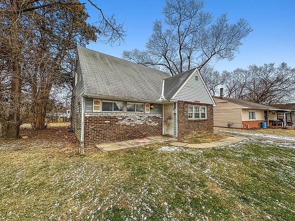 3rd image of 2170 Danby Dr