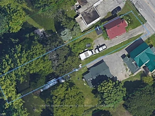 257 Mill St, Kitchener, ON N2M 3R4