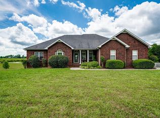 2214 Shelby Dr, Cookeville, TN 38506