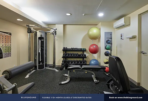 Rented by The Blueground | media 21