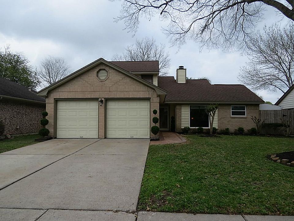 1st image of 10907 Idlewood Ct