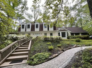 2324 Staley Rd, Reston, VA 20191