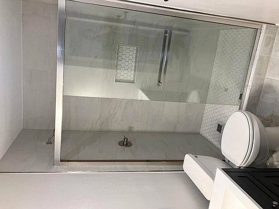 3rd image of 3969 Illinois St #2
