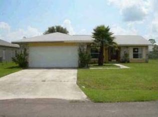 527 Maricopa Dr, Kissimmee, FL 34758
