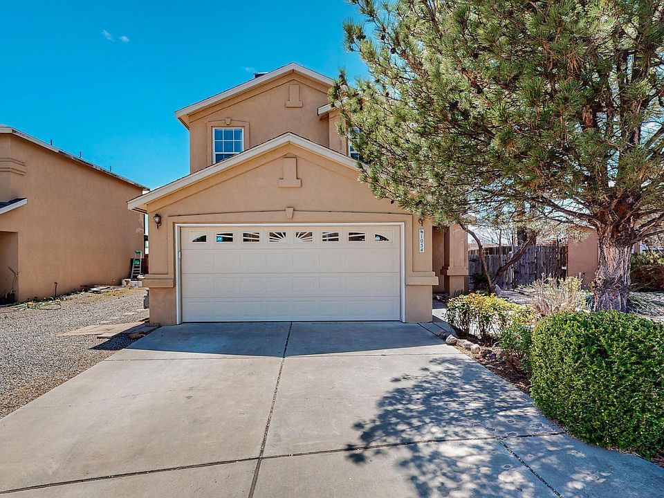 1st image of 1054 Las Golondrinas Ct NW