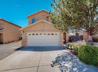 1054 Las Golondrinas Ct NW, Albuquerque, NM 87107