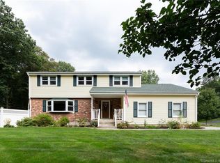 155 Wood Pond Rd, South Windsor, CT 06074