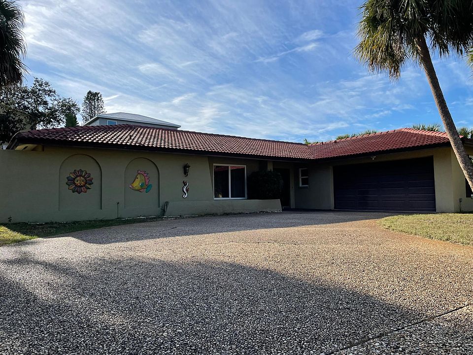 Long driveway with 2 cars garage