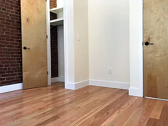 Rented by Hillel Realty Group