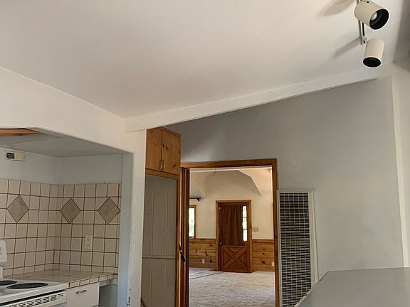 3rd image of 54790 N Circle Dr