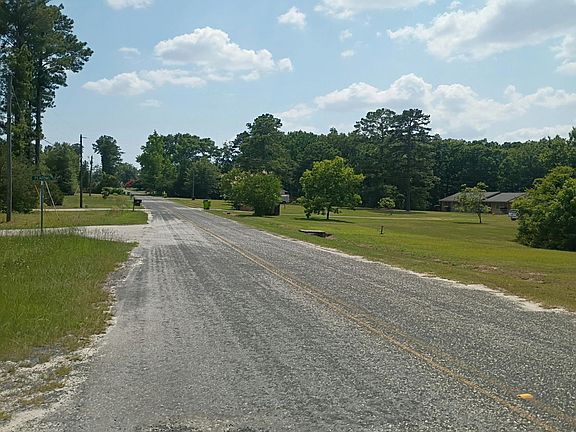 4th image of 124 Green Acres Dr
