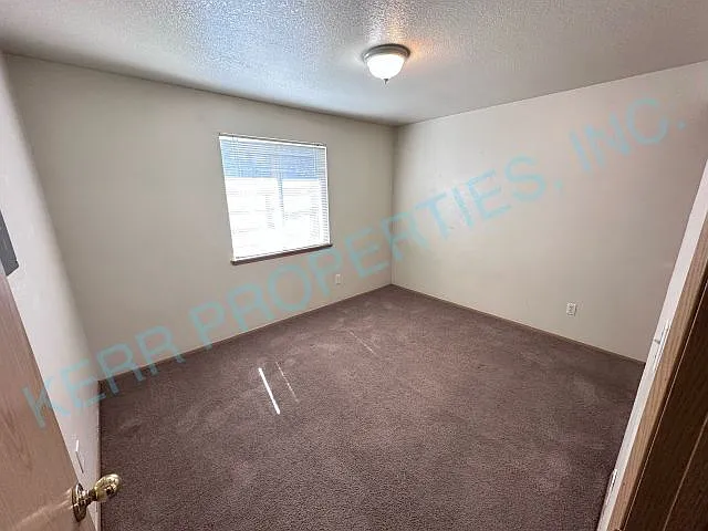2211 SE 96th Dr — Photo 11