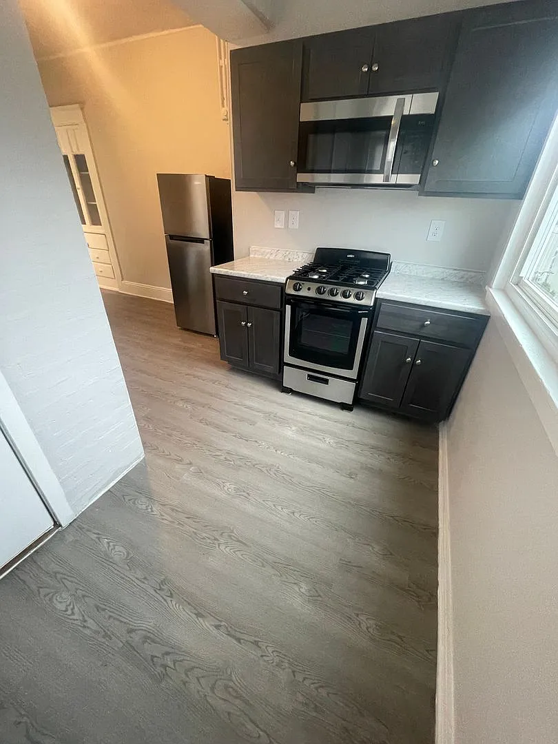 Building Photo - 10 Allston St #7A
