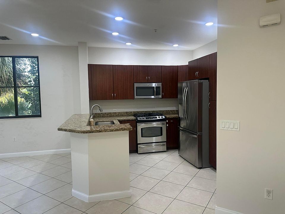 1st image of 3020 NW 125th Avenue #315