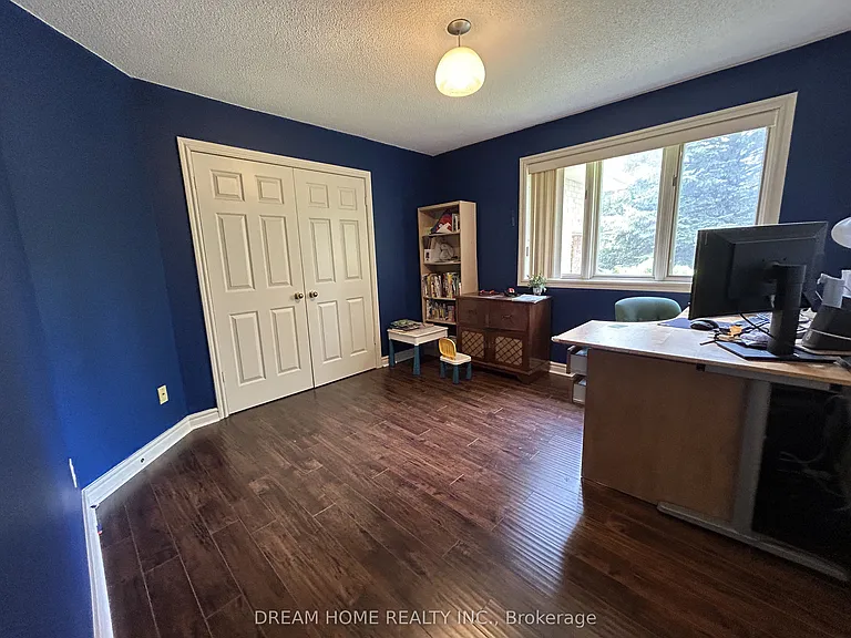 51 Dunn Dr — Photo 5