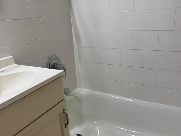 321 East 89th Street image 7 of 7